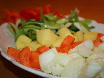 Karrysuppe med kylling og grøntsager, billede 1