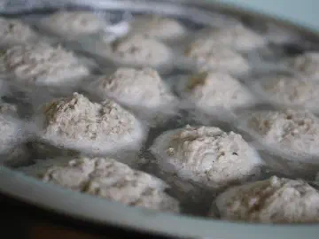 Kødboller til boller i karry, billede 2