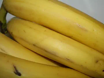 Lagkage med bananer og tobleronecreme, billede 1