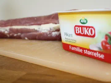Mørbrad med pikantost og bacon, billede 8